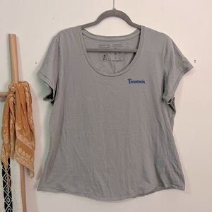 Patagonia active casual t shirt in grey
